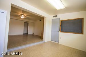 630 E Concorda Dr, Tempe, AZ 85282 photo 16