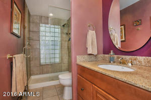 5043 E Osborn Rd, Phoenix, AZ 85018 photo 15