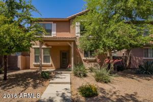 1971 Emily Ln, Gilbert, AZ 85295 photo 1