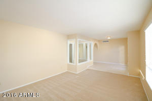 402 E Deepdale Rd, Phoenix, AZ 85022 photo 2