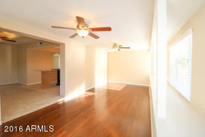 402 E Deepdale Rd, Phoenix, AZ 85022 photo 9