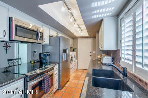 817 E North Ln #3, Phoenix, AZ 85020 photo 4