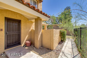 817 E North Ln #3, Phoenix, AZ 85020 photo 2