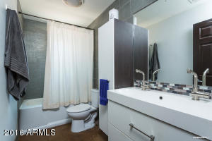 3911 E Monterosa St, Phoenix, AZ 85018 photo 7