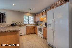963 S Hawk Ln, Gilbert, AZ 85296 photo 7