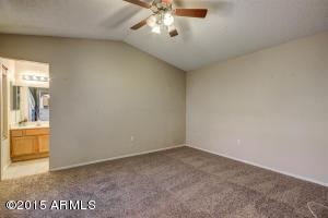 622 N Cobblestone St, Gilbert, AZ 85234 photo 15