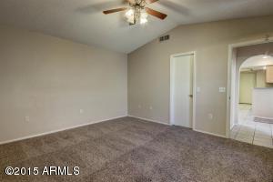 622 N Cobblestone St, Gilbert, AZ 85234 photo 17