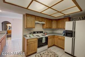 622 N Cobblestone St, Gilbert, AZ 85234 photo 8