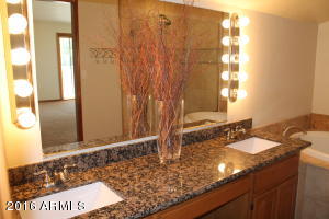 2125 E Desoto Way, Gilbert, AZ 85234 photo 17