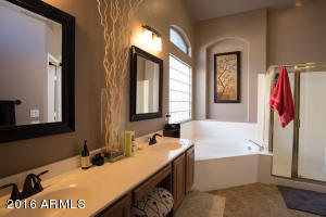 4332 E Swilling Rd, Phoenix, AZ 85050 photo 12