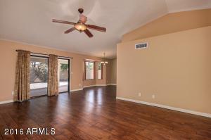 5435 Emerald Ave, Mesa, AZ 85206 photo 4