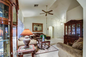 2142 N 63rd Pl, Mesa, AZ 85215 photo 2