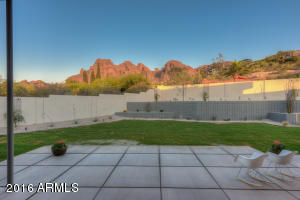 5833 N 46th St, Phoenix, AZ 85018 photo 4