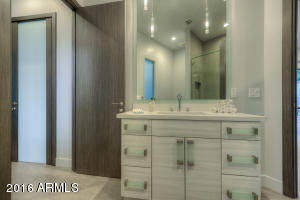 5833 N 46th St, Phoenix, AZ 85018 photo 25