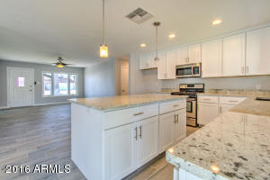 1008 E Concorda Dr, Tempe, AZ 85282 photo 6