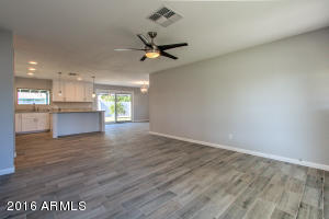 1008 E Concorda Dr, Tempe, AZ 85282 photo 3