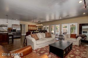 4835 N 30th Pl, Phoenix, AZ 85016 photo 9