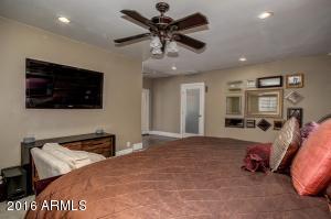 4835 N 30th Pl, Phoenix, AZ 85016 photo 24