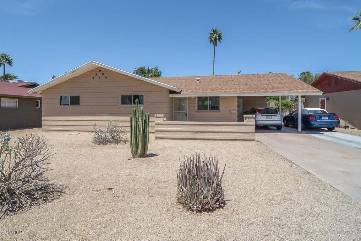3028 Earll Dr, Phoenix, AZ 85016 photo 3