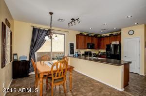 863 S Pheasant Dr, Gilbert, AZ 85296 photo 12
