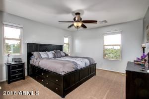 863 S Pheasant Dr, Gilbert, AZ 85296 photo 27