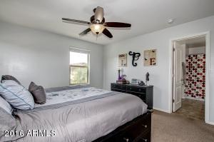 863 S Pheasant Dr, Gilbert, AZ 85296 photo 28