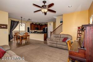 863 S Pheasant Dr, Gilbert, AZ 85296 photo 8