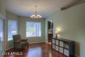 907 E Grandview Rd, Phoenix, AZ 85022 photo 4