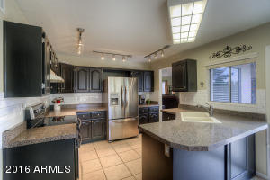 907 E Grandview Rd, Phoenix, AZ 85022 photo 6
