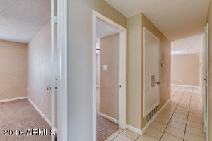 7225 W Camelback Rd, Phoenix, AZ 85033 photo 15
