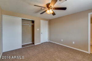 7225 W Camelback Rd, Phoenix, AZ 85033 photo 18