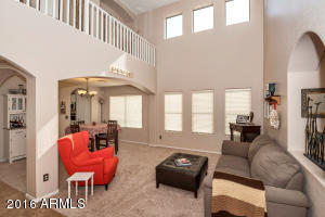 2736 E Beautiful Ln, Phoenix, AZ 85042 photo 4