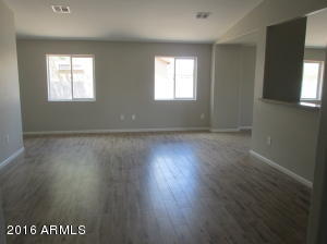 2926 E Mobile Ln, Phoenix, AZ 85040 photo 8