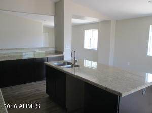 2926 E Mobile Ln, Phoenix, AZ 85040 photo 4