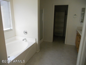 3753 E Sebastian Ln, Gilbert, AZ 85297 photo 11