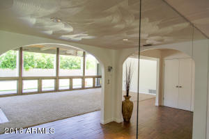 6829 N 1st Pl, Phoenix, AZ 85012 photo 9