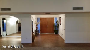 6829 N 1st Pl, Phoenix, AZ 85012 photo 8