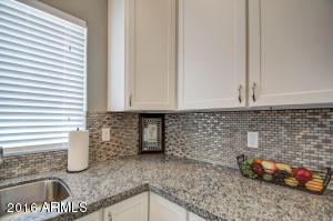1067 W Cooley Dr, Gilbert, AZ 85233 photo 17