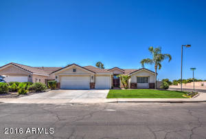 1067 W Cooley Dr, Gilbert, AZ 85233 photo 8