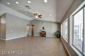 1067 W Cooley Dr, Gilbert, AZ 85233 photo 23