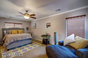 116 E Palomino Dr, Gilbert, AZ 85296 photo 11