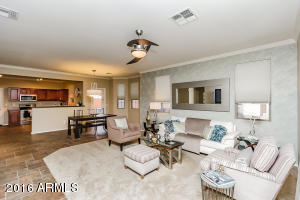 4362 E Rosemonte Dr, Phoenix, AZ 85050 photo 6