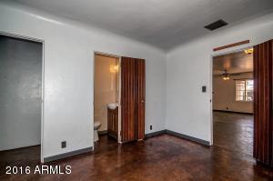 533 W Pepper Pl, Mesa, AZ 85201 photo 5