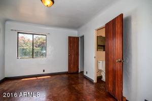 533 W Pepper Pl, Mesa, AZ 85201 photo 4