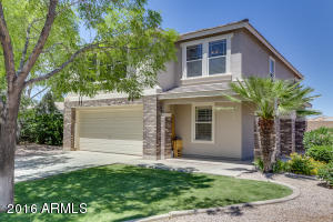2562 E Oxford Ct, Gilbert, AZ 85295 photo 1