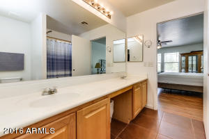 2562 E Oxford Ct, Gilbert, AZ 85295 photo 29