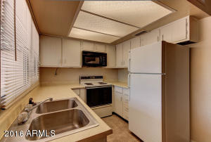 2104 E Donner Dr, Tempe, AZ 85282 photo 9