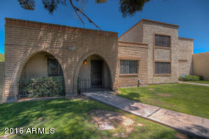 2104 E Donner Dr, Tempe, AZ 85282 photo 1