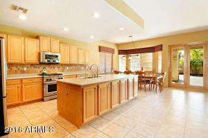 16611 S 15th Dr, Phoenix, AZ 85045 photo 5