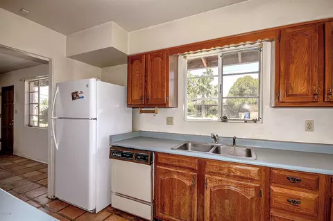 1249 E Ocotillo Rd, Phoenix, AZ 85014 photo 9